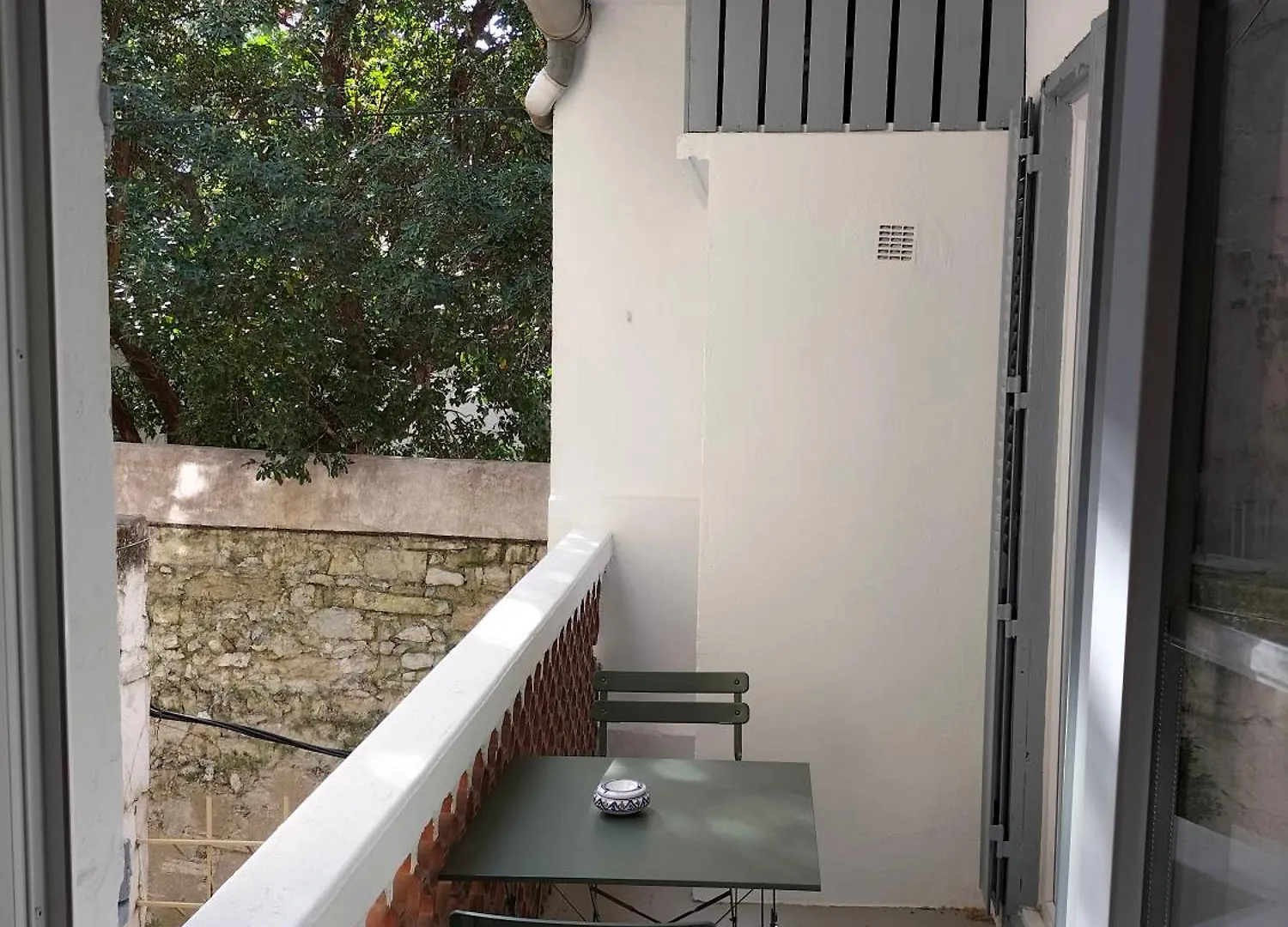 Apartment Studio Balcon, Intra Muros, Climatise Avec Wifi Avignon France