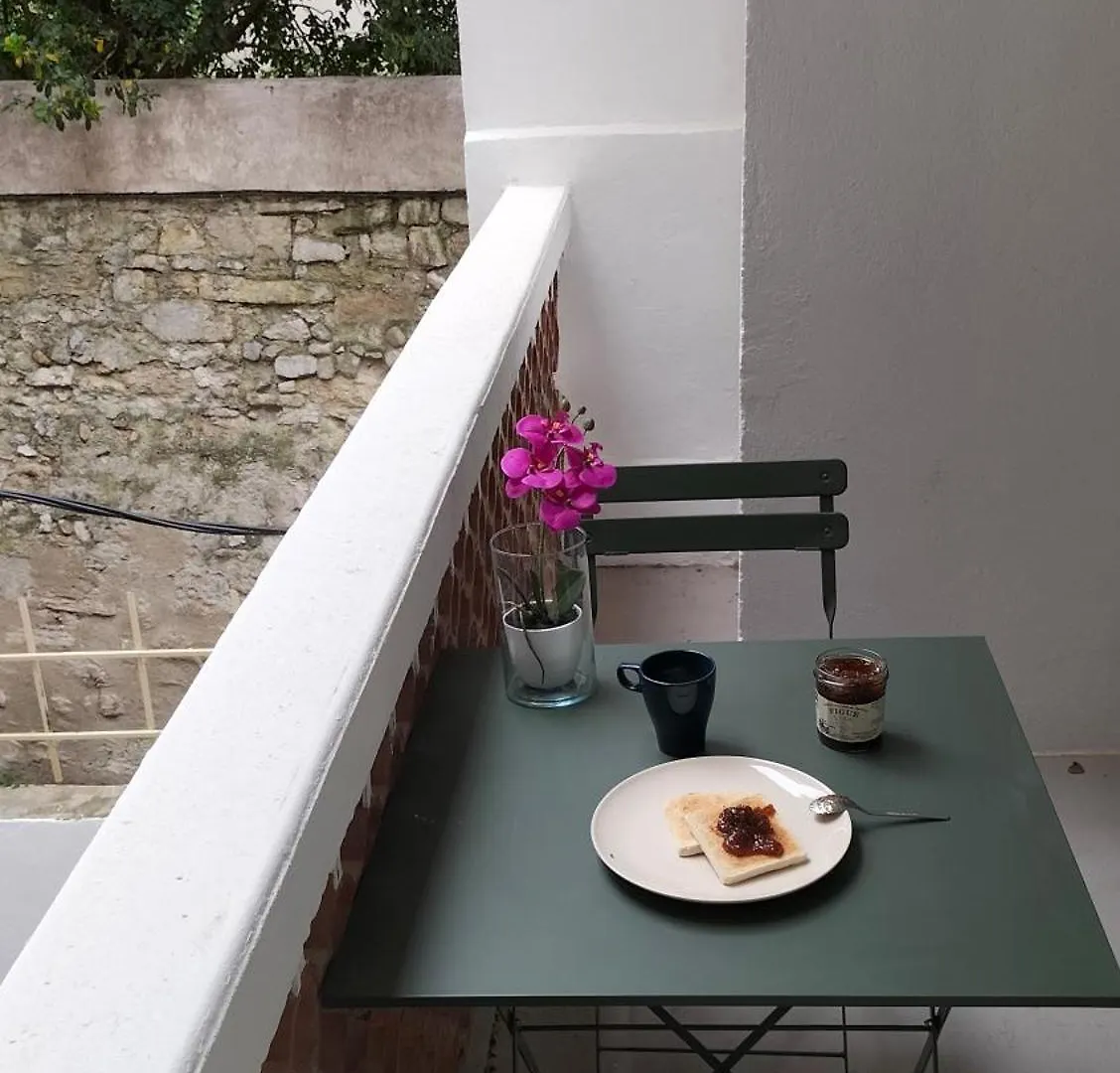 Studio Balcon, Intra Muros, Climatise Avec Wifi Avignon