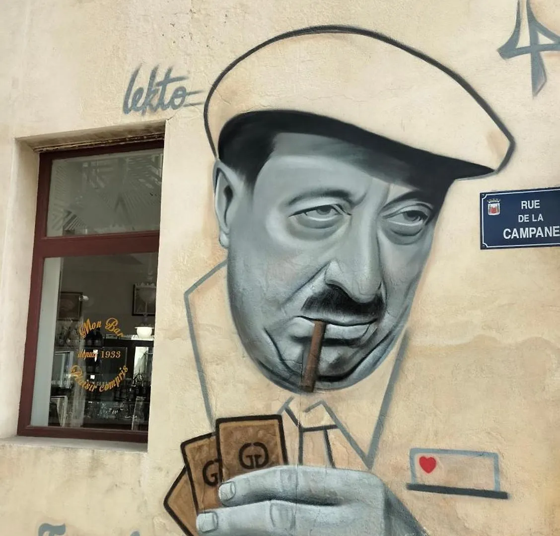 Studio Balcon, Intra Muros, Climatise Avec Wifi Avignon